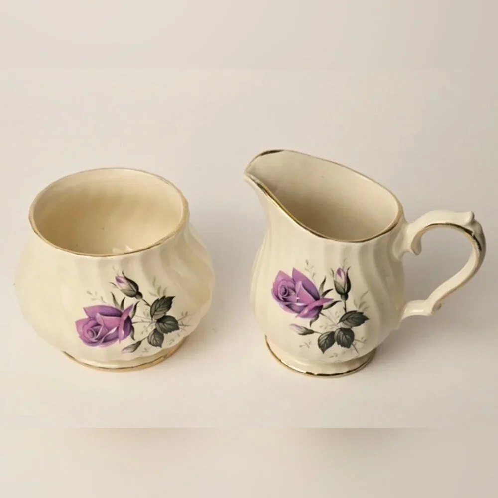 Sadler beautiful vintage